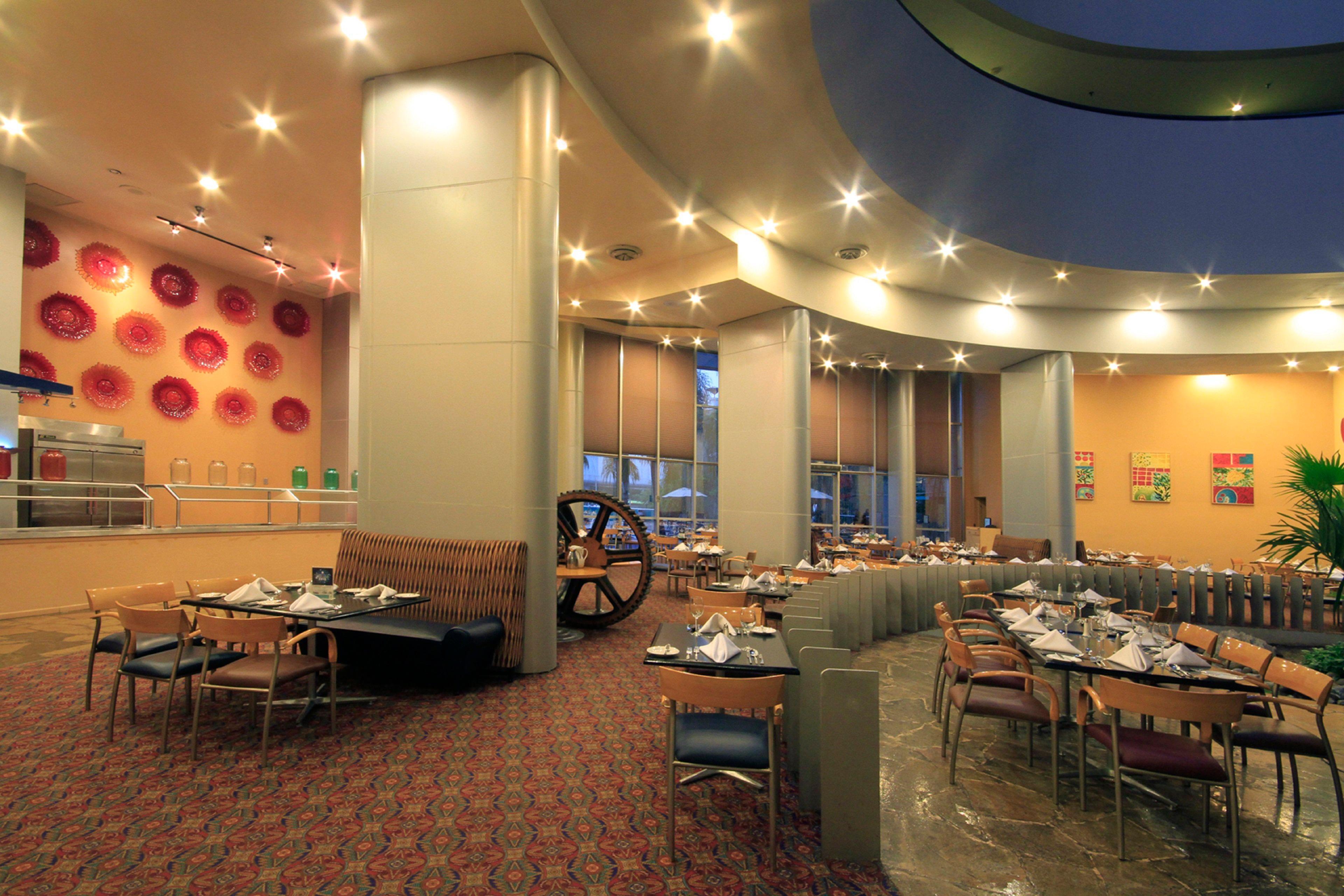 Holiday Inn Monterrey-Parque Fundidora By Ihg Экстерьер фото The restaurant