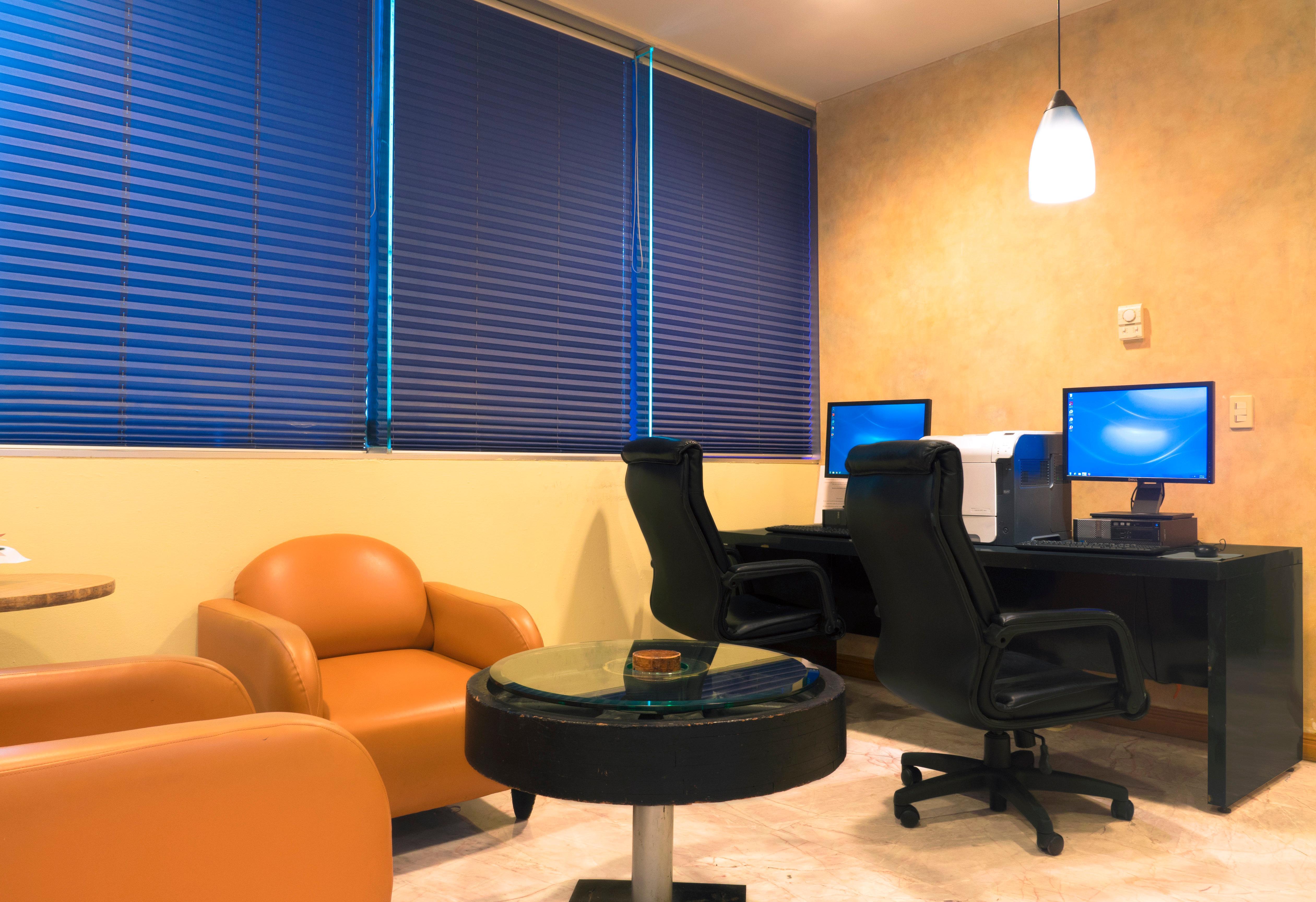 Holiday Inn Monterrey-Parque Fundidora By Ihg Экстерьер фото A business center at a hotel
