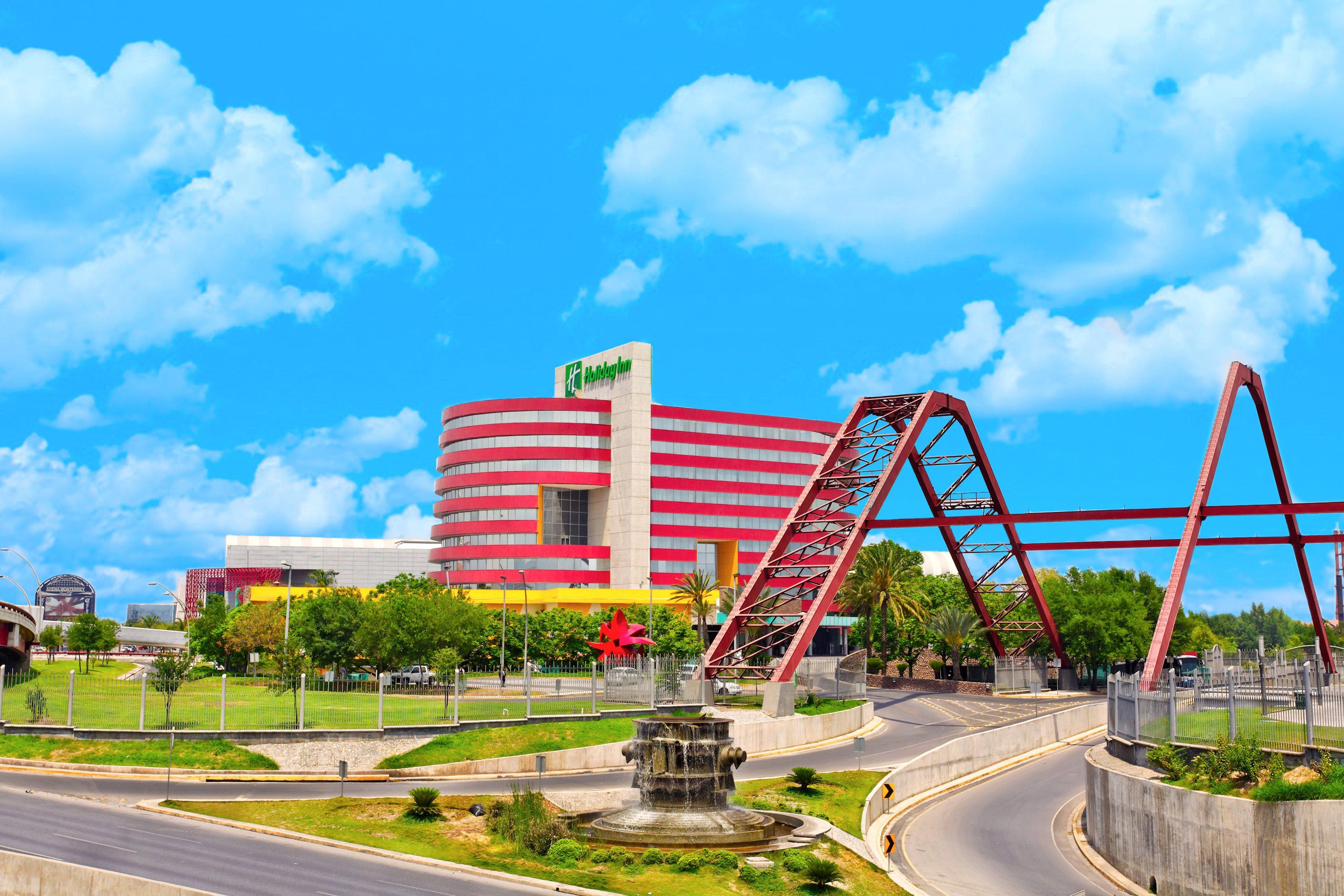 Holiday Inn Monterrey-Parque Fundidora By Ihg Экстерьер фото La Plaza Mall